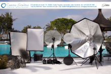 :  gallery