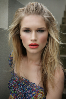 :  gallery