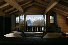 :  gallery