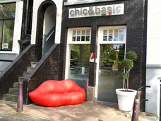 Chic & Basic Management Netherlands B.V