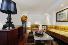 :  gallery