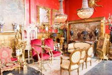 :  gallery