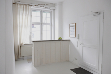 :  gallery