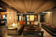 :  gallery