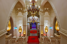 :  gallery