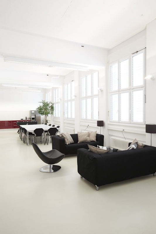 LIGHT + BYTE AG / RENTAL STUDIOS-EQUIPMENT-EVENT HALL	  