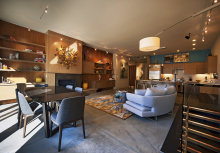 :  gallery