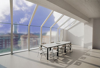 SPOT DAYLIGHT STUDIO BCN