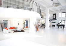 :  gallery