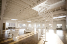 :  gallery