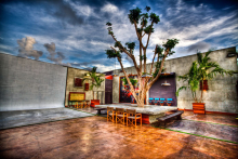 :  gallery