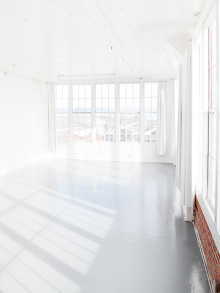:  gallery