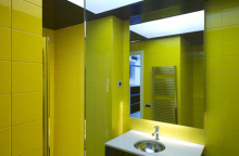 :  gallery