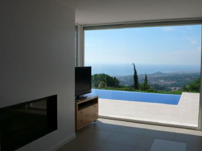 Barcelona [Spain]: Setup Productions
