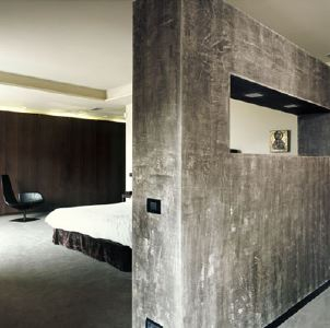 Barcelona [Spain]: Setup Productions