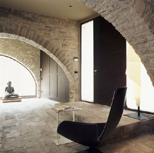 Barcelona [Spain]: Setup Productions