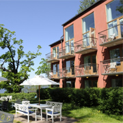 HOTEL J