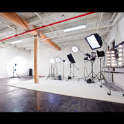 Studios LIC 