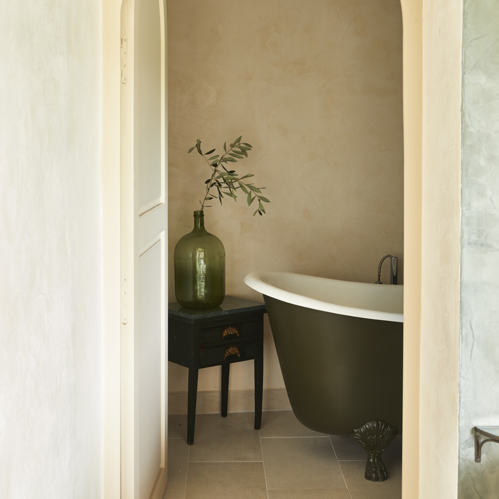 interiors & exteriors photographers
