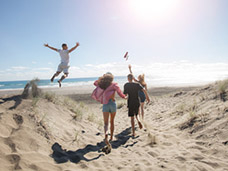 PEOPLE & LIFESTYLE PHOTOGRAPHY + MOTION