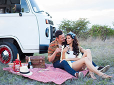 PEOPLE & LIFESTYLE PHOTOGRAPHY + MOTION