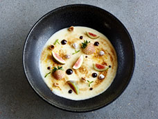 FOOD & DRINK PHOTOGRAPHY + MOTION