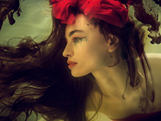 UNDERWATER PHOTOGRAPHY + MOTION