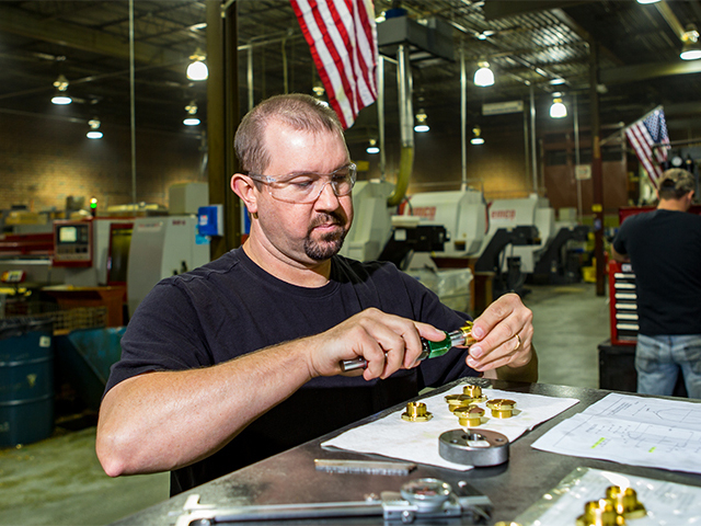 CORPORATE & INDUSTRIAL PHOTOGRAPHY + MOTION