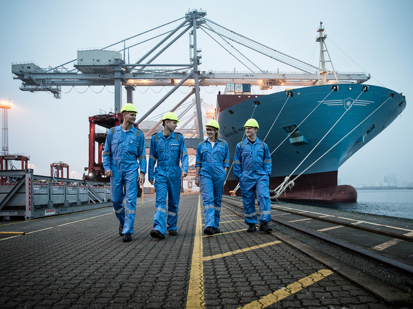 CORPORATE & INDUSTRIAL PHOTOGRAPHY + MOTION