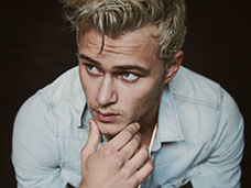 PORTRAITURE & CELEBRITY PHOTOGRAPHY