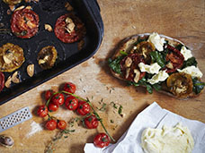 FOOD & DRINK PHOTOGRAPHY + MOTION