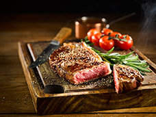 FOOD & DRINK PHOTOGRAPHY + MOTION