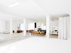 INTERNATIONAL RENTAL STUDIOS
