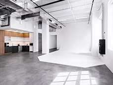 INTERNATIONAL RENTAL STUDIOS