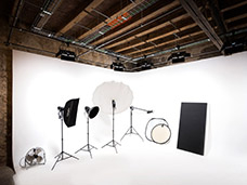 INTERNATIONAL RENTAL STUDIOS