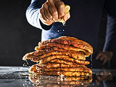 FOOD & DRINK PHOTOGRAPHY + MOTION