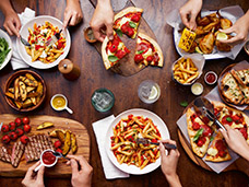 FOOD & DRINK PHOTOGRAPHY + MOTION