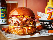 FOOD & DRINK PHOTOGRAPHY + MOTION
