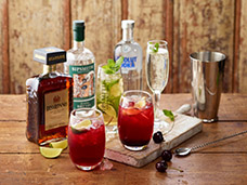FOOD & DRINK PHOTOGRAPHY + MOTION