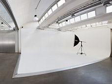 INTERNATIONAL RENTAL STUDIOS