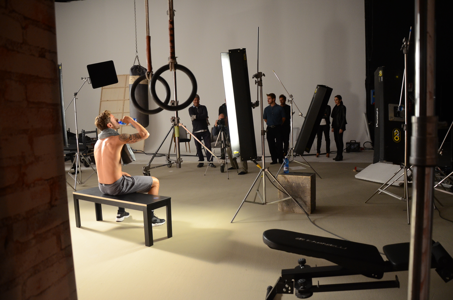 Four Studios Communication