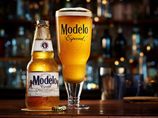 FOOD & DRINK PHOTOGRAPHY & MOTION