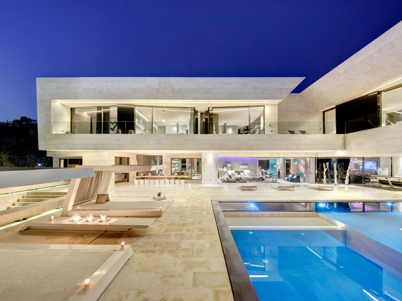 INTERIORS, ARCHITECTURE AND RESORT PHOTOGRAPHY