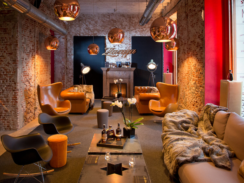 INTERIORS, ARCHITECTURE AND RESORT PHOTOGRAPHY