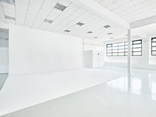 INTERNATIONAL RENTAL STUDIOS
