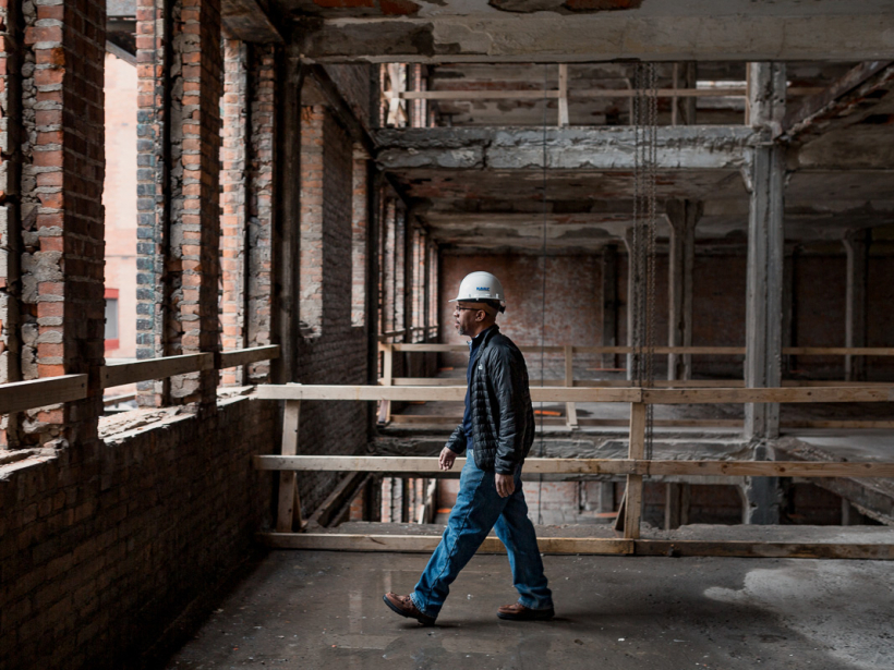 CORPORATE & INDUSTRIAL PHOTOGRAPHY + MOTION