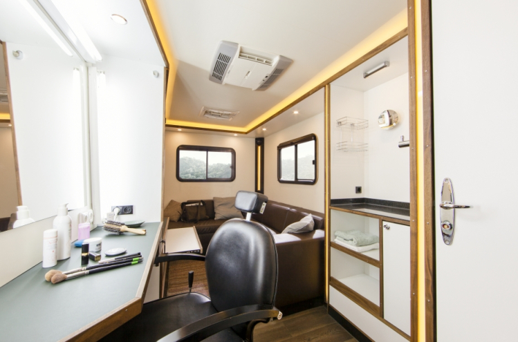 Mobile units/ location vans