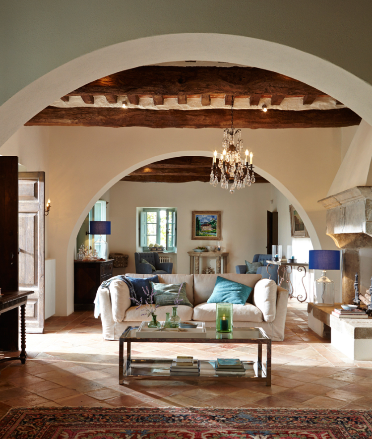 Interiors & exteriors photographers