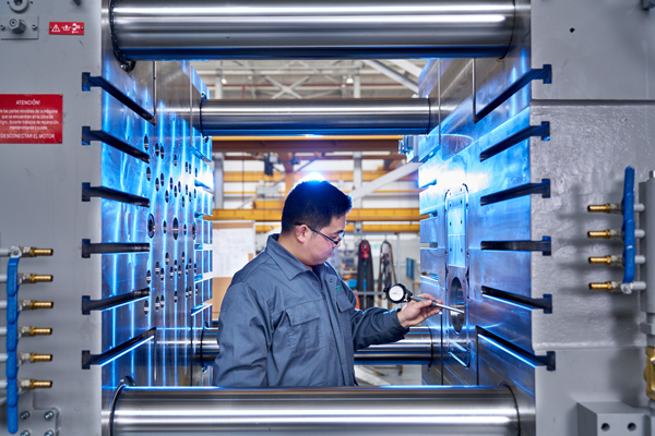 Corporate & industrial photographers