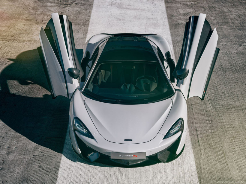 CARS & LANDSCAPE PHOTOGRAPHY + MOTION